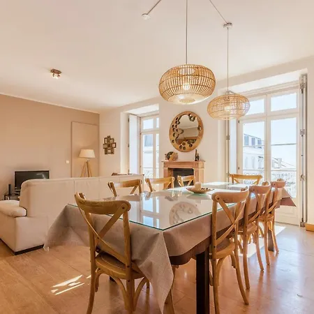 Localtraveling Chiado Trindade Apartman