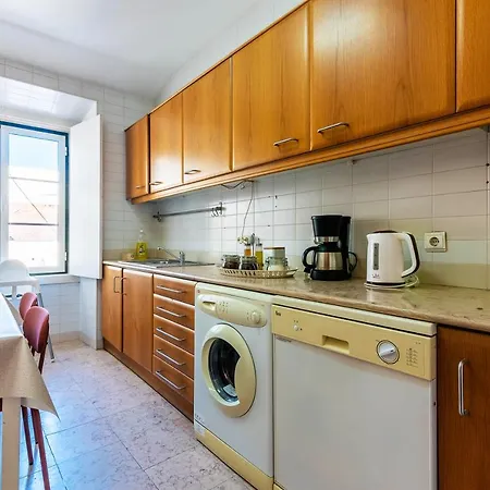 Apartment Localtraveling Chiado Trindade Lissabon
